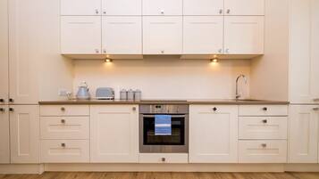 Apartment | 1 bedroom, Internet