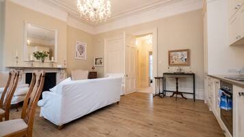 Apartment | 1 bedroom, Internet