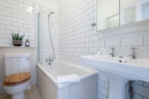 House | 1 bedroom - Host Stay Guildford Apartment (Brighton)