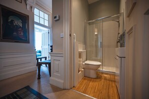 Hair dryer - 19/ 4 Union Street - sleeps 5 guests  in 3 bedrooms (Edinburgh)