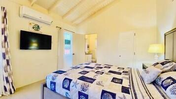 1 bedroom, iron/ironing board, travel cot, WiFi