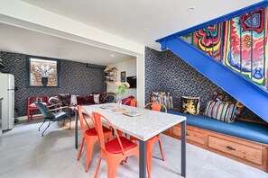 House | 2 bilik tidur