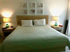 1 chambre, fer et planche à repasser, lit de bébé portatif, Wi-Fi