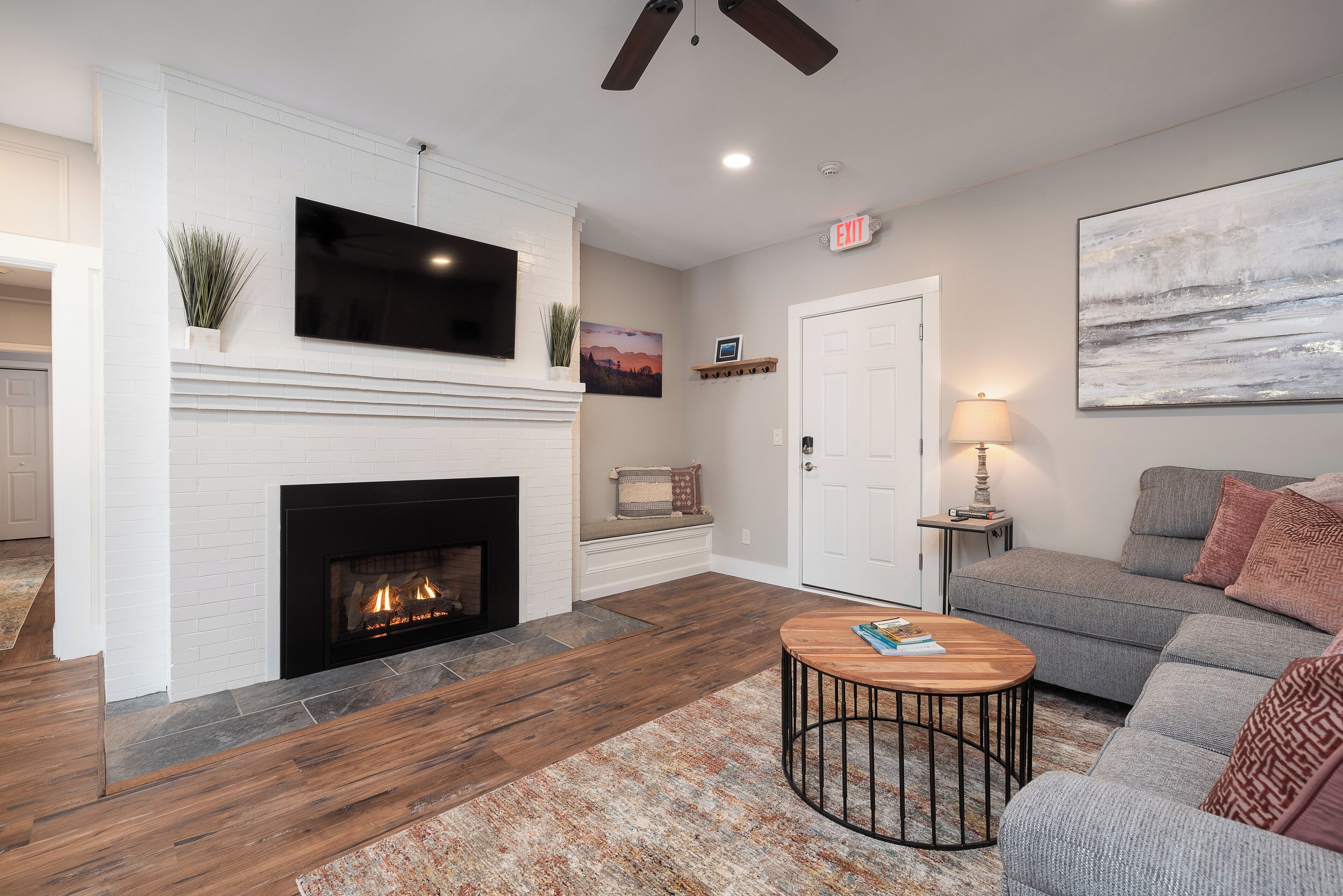 獨特裝潢、布置獨特、筆電工作空間、免費無線上網