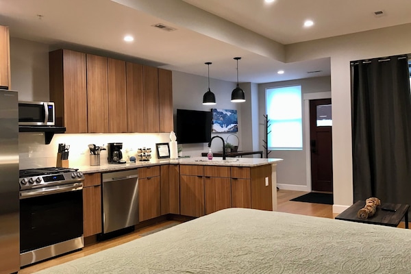 1 bedroom, desk, iron/ironing board, travel cot