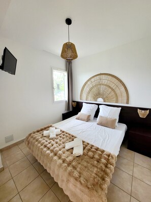 1 bedroom, WiFi, bed sheets