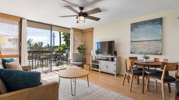 Smart-tv, een dvd-speler en een computerscherm