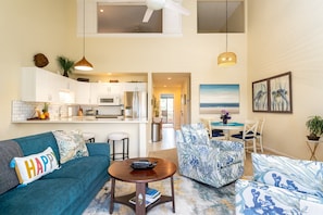 Smart TV - 🏝️😎🏄🏻‍♀️Maui is Calling-Luxury, Family 2/2, Walk to Beach, Ocean View🏝️ (Kihei)
