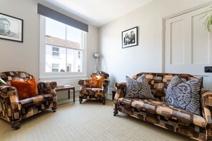 3 bedrooms - Host Stay Grove Townhouse (Brighton)