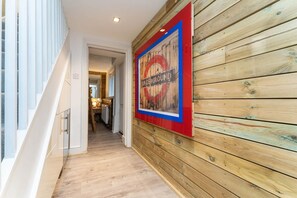 Apartment | 2 bedrooms - Host Stay Grafton Woodshack (Brighton)