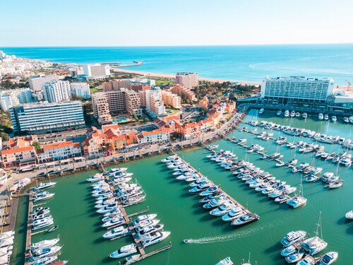 Modern retreat near Vilamoura Marina