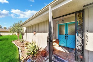 Exterior detail - Casa del Sol - Single Story Home! Pool! Fireplace! Walk to Golf Course! (San Juan Capistrano)