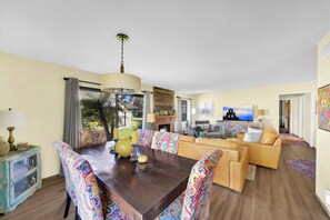 Interior - Casa del Sol - Single Story Home! Pool! Fireplace! Walk to Golf Course! (San Juan Capistrano)