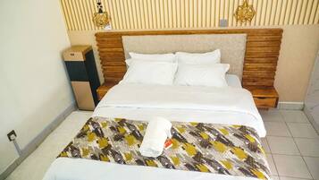 1 bedroom, iron/ironing board, WiFi