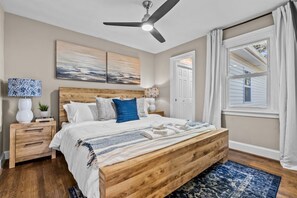 3 bedrooms, iron/ironing board, free WiFi, bed sheets - Relaxing 3BR River Stay • 8 Mins to Casino! (Portsmouth)