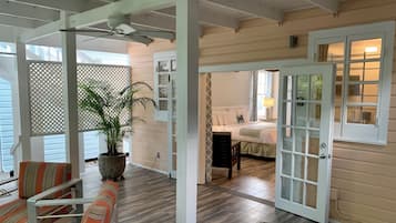 Premium Studio Suite, 1 King Bed, Garden View, Ground Floor | Terrace/patio