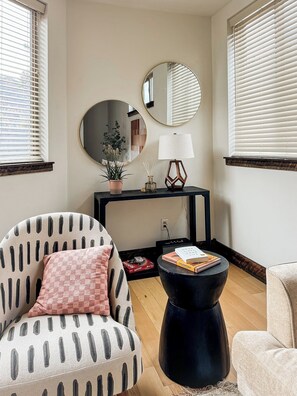 Interior - HELLGATE CANYON VIEWS AND CLOSE TO DOWNTOWN (Missoula)