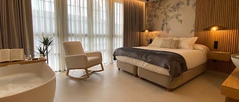 1 bedroom, in-room safe, desk, laptop workspace