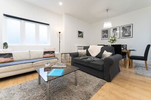 Apartment | 2 bedrooms, Internet - Host Stay Upper Rock Rest (Brighton)