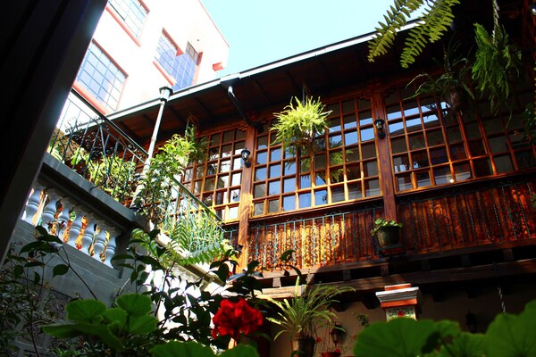 Apart Hotel Loma Chica Quito - Quito