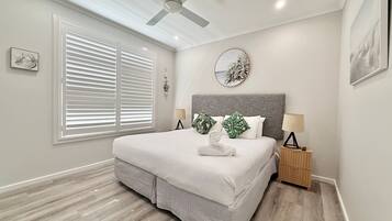 2 bedrooms, iron/ironing board, free WiFi