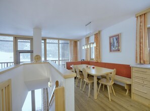 House | Dining - Zillertal Mountain Escape in Wald im Pinzgau (Wald im Pinzgau)