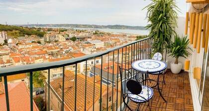 Deluxe Double Room with Balcony and sublime View of the Tagus