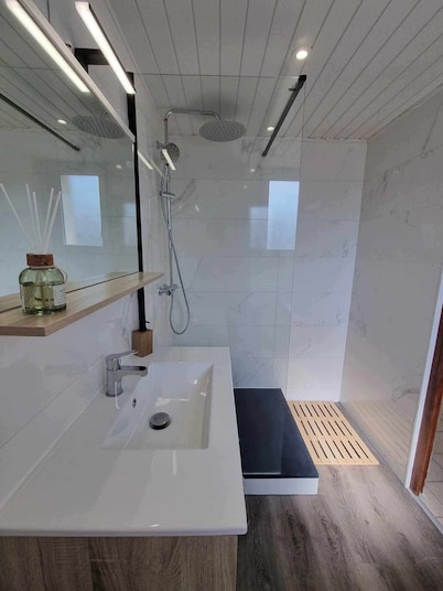Comfortable studio 5 min from auxerre