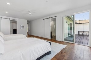 4 bedrooms, iron/ironing board, free WiFi, bed sheets