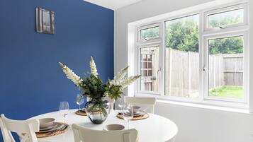 House | Dining