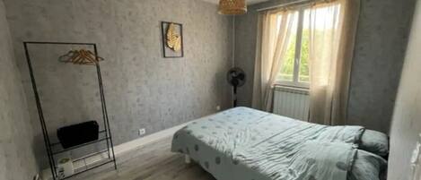 2 bedrooms, free WiFi, bed sheets