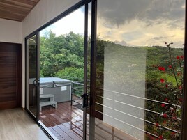 基础独立别墅, 阳台, 山景 | 露台