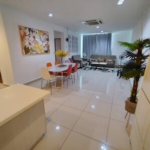 Interior - SetapakMall1200SF#8pax3B2R#Netflix#Unifi# (Kuala Lumpur)