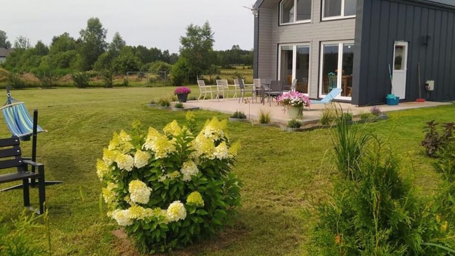Holiday Home With Private Garden, Sauna, Jacuzzi
