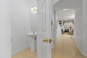 Interior - Spacious Lakefront Townhouse | 10 Mins to Disney & Resort Pool Access (Kissimmee)