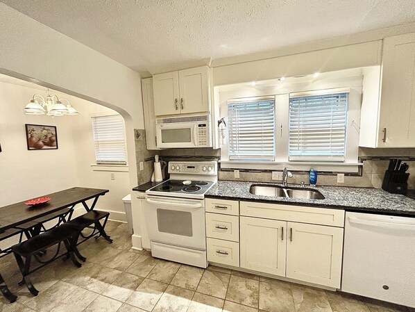 Fridge, microwave, oven, stovetop
