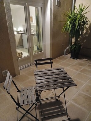 Interior - A spacious village house for two, a minutes walk from the local amenities! (Loubès-Bernac)