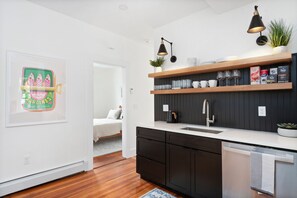 3 室のベッドルーム、アイロン / アイロン台、旅行用ベビーベッド、WiFi