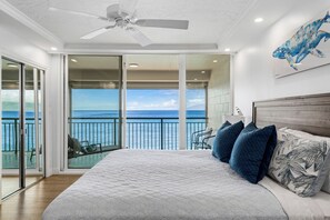 3 bedrooms, iron/ironing board, travel cot, free WiFi - Stunning Modern 3BD West Maui Oceanfront Gem! AC, WIFI, baby & beach gear (Lahaina)