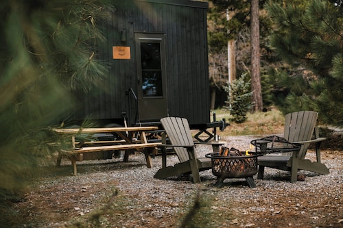 Postcard Cabins Big Bear, Outdoor Collection by Marriott Bonvoy