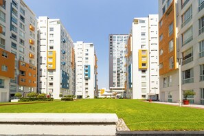 Courtyard view - Modern Apartment in the Heart of CDMX (Mexico City)