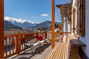 House | Balcony - Comfortable Alpine Chalet for 12 (Wald im Pinzgau)