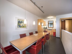 House | Dining - Cozy Alpine Retreat in Wald im Pinzgau (Wald im Pinzgau)
