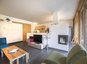 House | Living room - Chalet in Konigsleiten Near Zillertal Arena (Wald im Pinzgau)