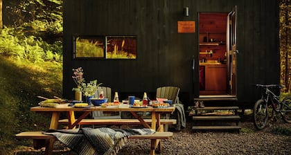 Postcard Cabins Wild Rose, Outdoor Collection by Marriott Bonvoy