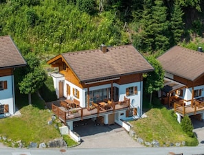 House | Exterior - Sunlit Alpine Chalet Stay (Wald im Pinzgau)