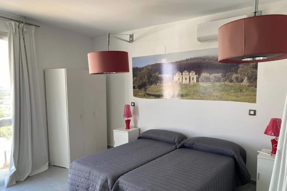 Classic Room, Balcony, Mountain View | Soundproofing, free WiFi
