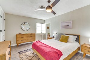2 chambres, bureau, accès Internet, draps fournis