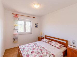 1 camera, Wi-Fi, lenzuola