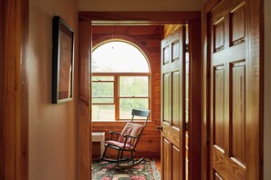 Interior - Mountain House & Cottage at Seminary Hill by Avantstay (Callicoon)